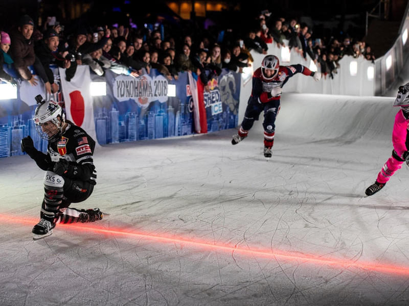 Red Bull Crashed Ice Yokohama in pictures Bild 4