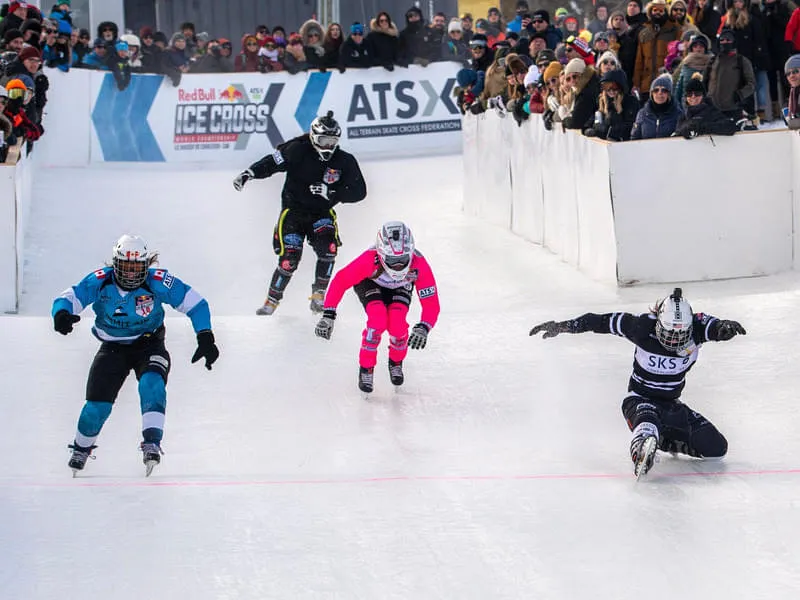 Jacqueline Legere (CAN), Dominikue Lefebvre (CAN), Amanda Trunzo (USA), Maxie Plante (CAN)  © Andreas Schaad / Red Bull Content Pool